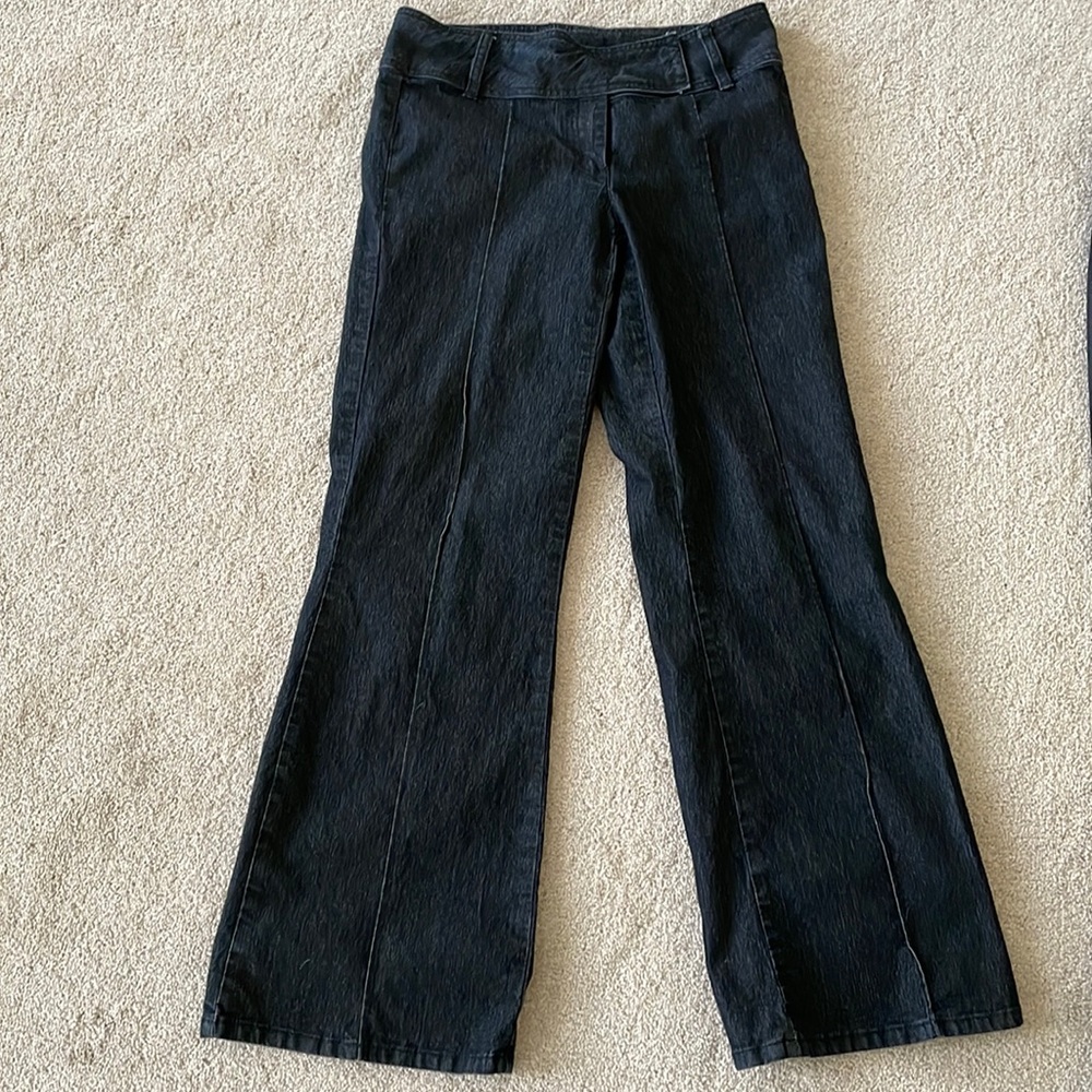 Dark blue trousers